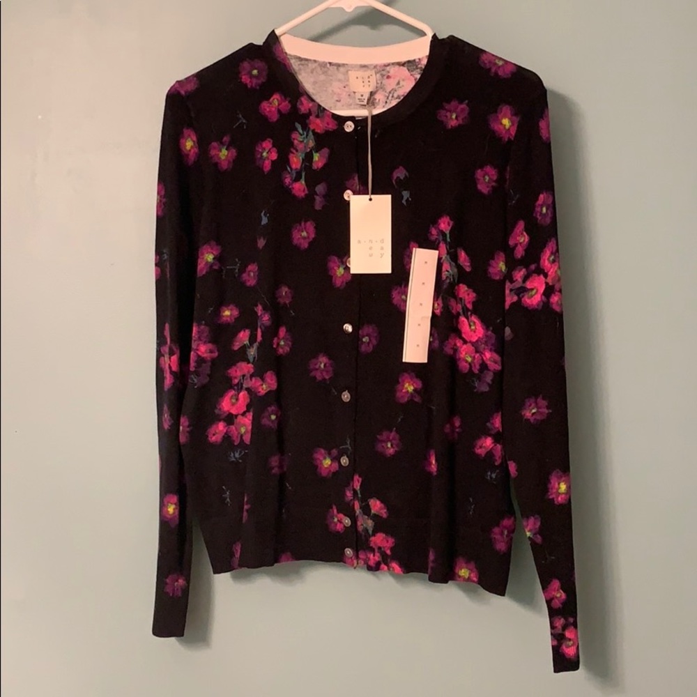 NWT Floral cardigan
